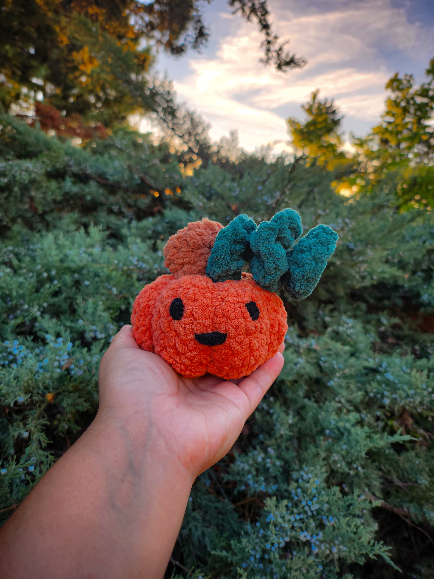 Small Crochet Pumpkin